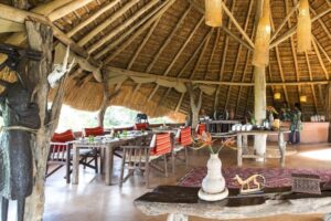 Mihingo Lodge restaurant