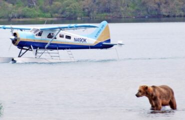 Watervliegtuig bij Katmai ©Matt-Goddard