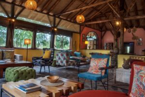 ishasha-jungle-lodge main area