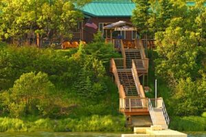 king-salmon-lodge entree