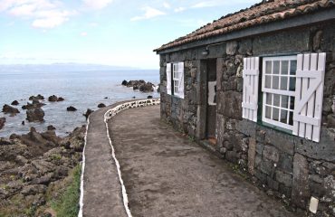 Casa Garajau Adegas do Pico