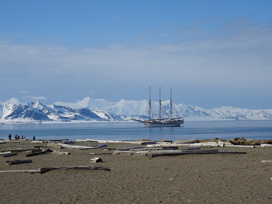 SV Linden, Spitsbergen, Longyearbyen