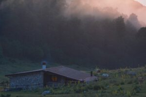 schuilhut, refuge, abruzzo berenreis