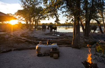 Hyena Pan camp setting
