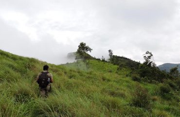 trekking in Pampadumchola NP