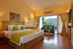 Kamer Gir Serai