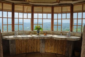 Badkamer Kibale Lodge