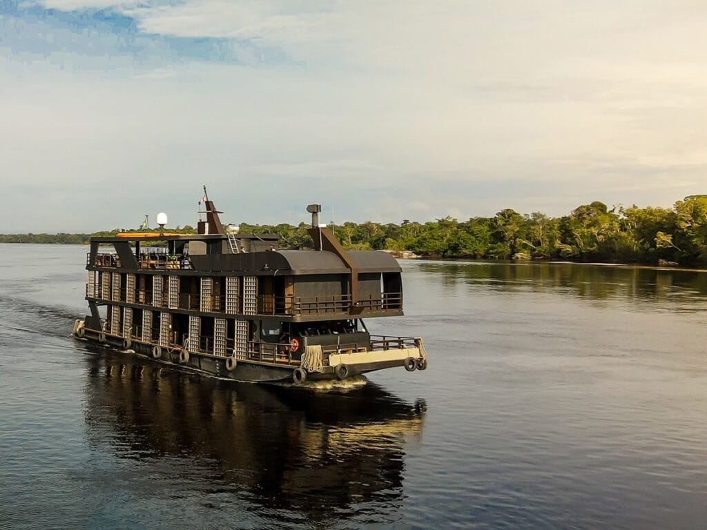 reis Amazone, verken amazonerivier, zaltana rivercruise